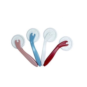 CARRETILHA CORTADORA DE MASSAS DECOR UTIL